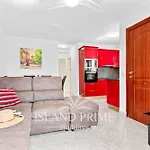 House In Adelfas Ii Adf409 * Сан Мигель